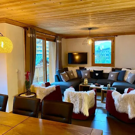Chalet Sabot By Buildmyskitrip